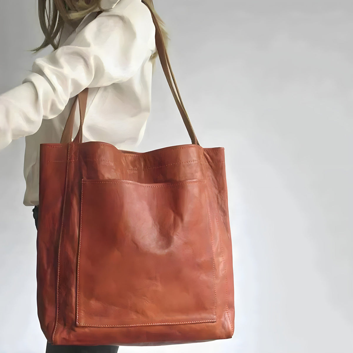 Kvinnors Handgjorda Läderväska med Tidlös Design 3