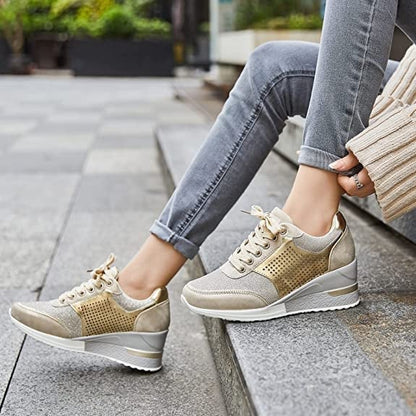Kvinnors Högklackade Sneakers med Kilklack 0