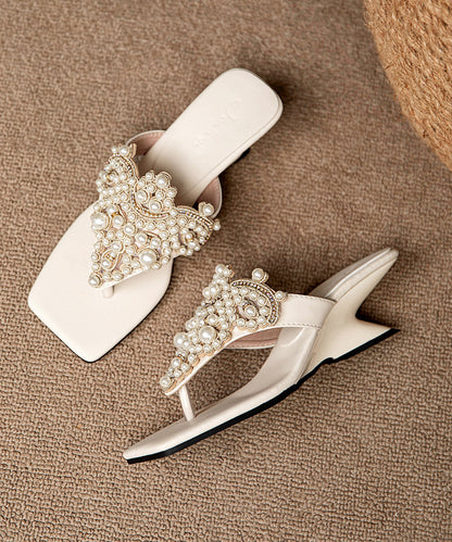 Kvinnors Kilklack Flip Flops med Splicing Design 3