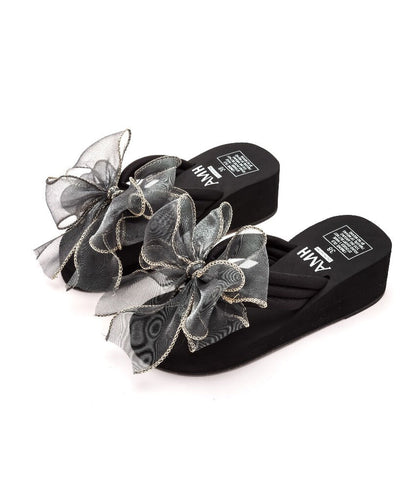 Kvinnors Kilklack Flip Flops med Tyllrosett 4