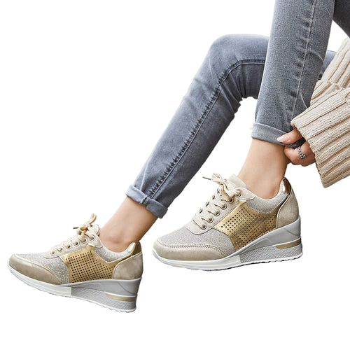 Kvinnors Kilklack Sneakers Trendiga 0