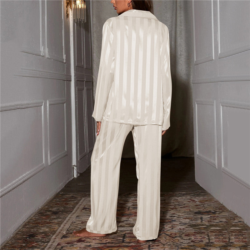 Kvinnors Pyjamasset Tidlös Design med Vackra Detaljer 8