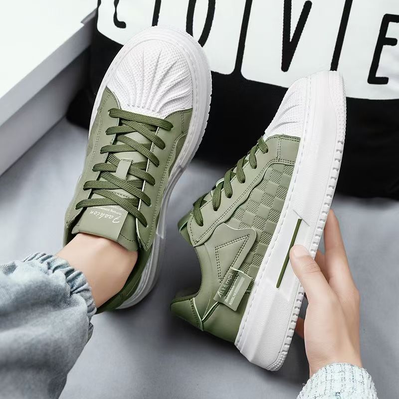 Kvinnors Sneakers med Robust Plattform och Trendig Design 4