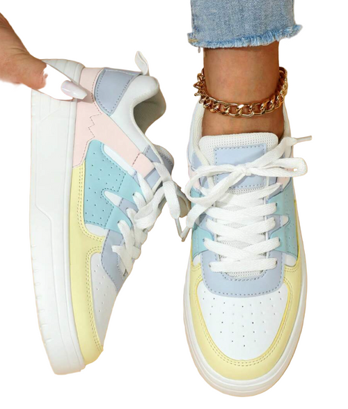 Kvinnors Sneakers med Unik Design 0