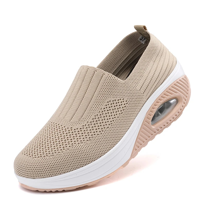 Kvinnors Sportiga Sneakers med Luftkudde och Plattform 9