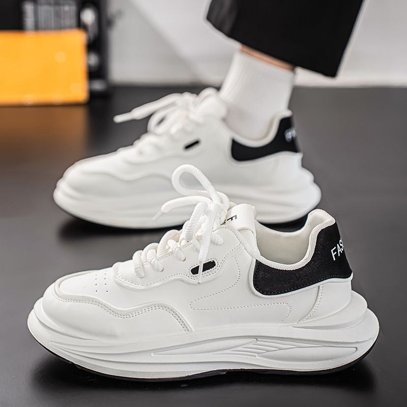 Kvinnors Sportiga Sneakers med Modern Design 0