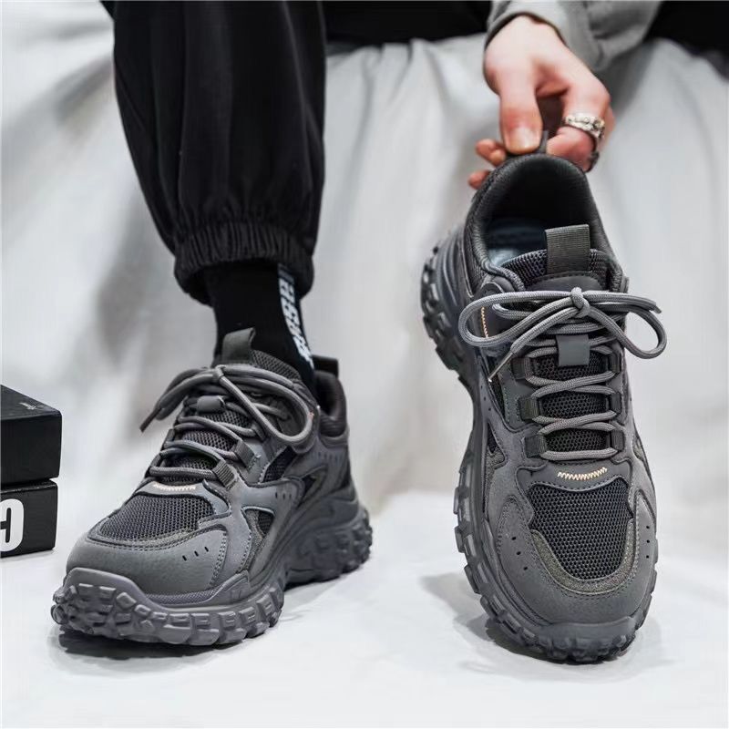 Kvinnors Sportiga Sneakers med Modern Design 1