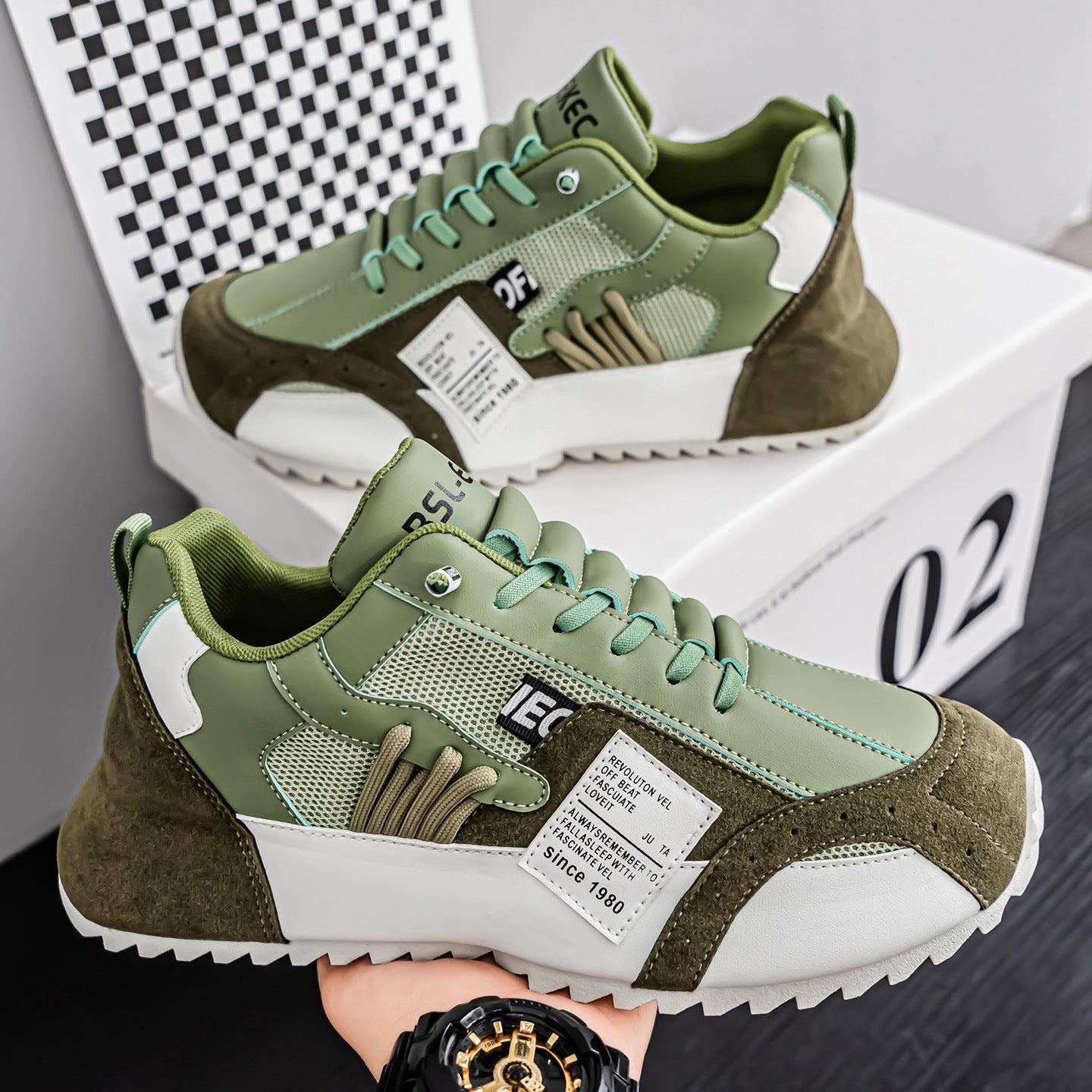 Kvinnors Sportiga Sneakers med Modern Design 6