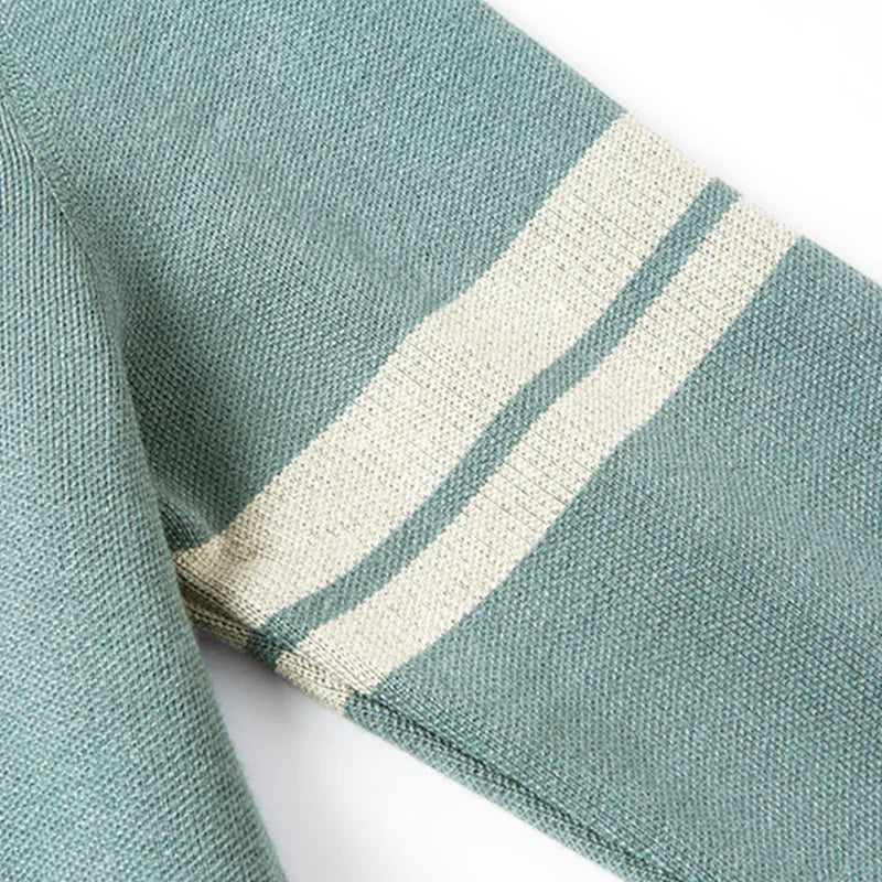 Mäns Stickad Cardigan med Modern Knäppning 3