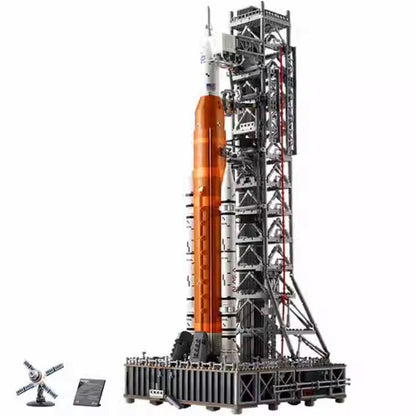 Modellbyggsats NASA Artemis rymdutskickningssystem