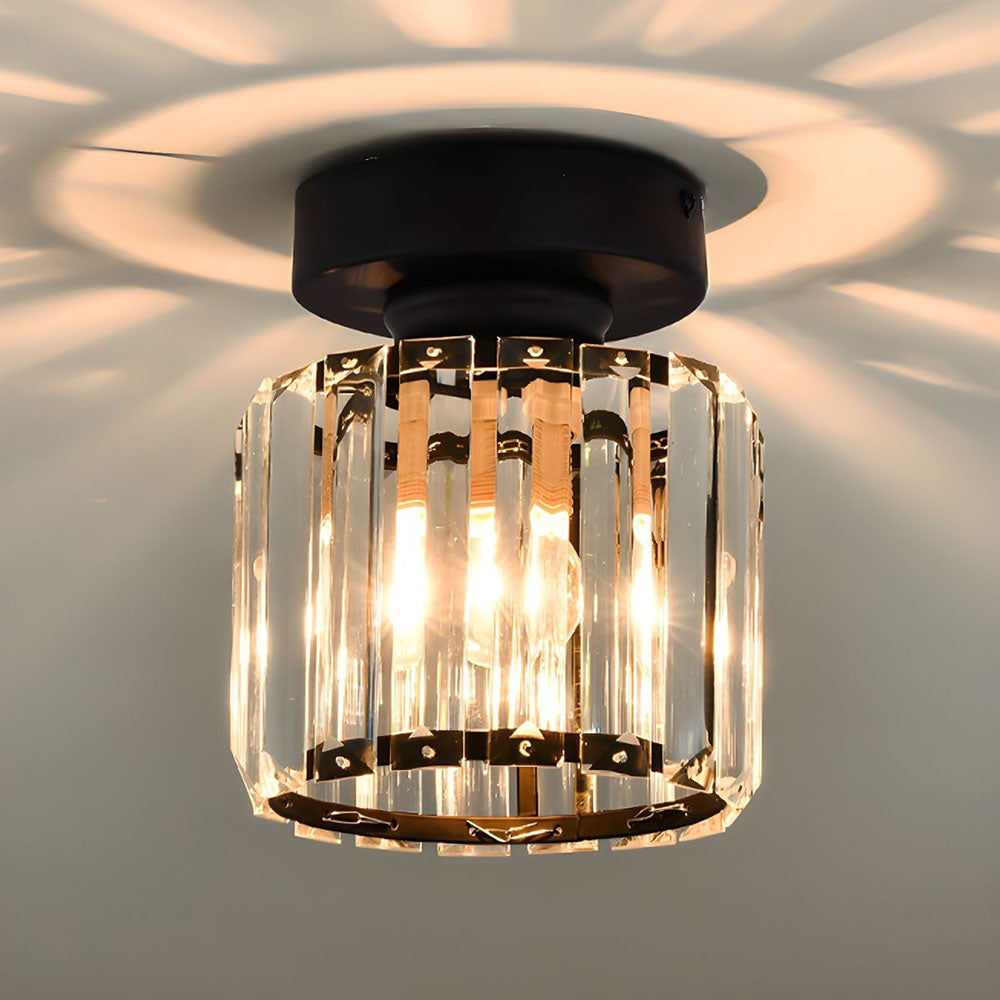 Modern taklampa med kristalldetaljer 1