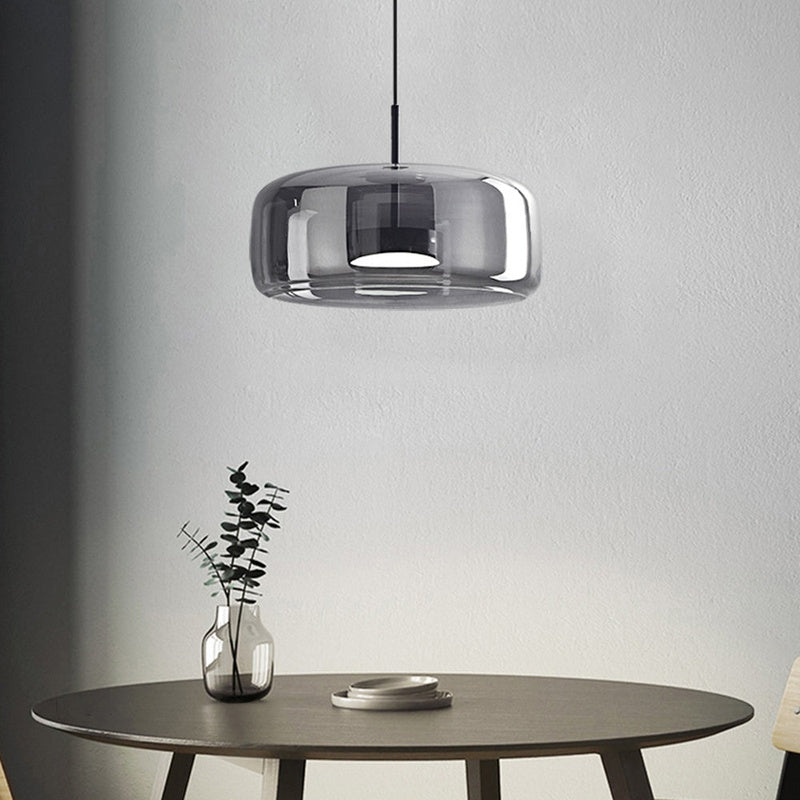Pendellampa i Retro Stil med Gyllene Detaljer 10
