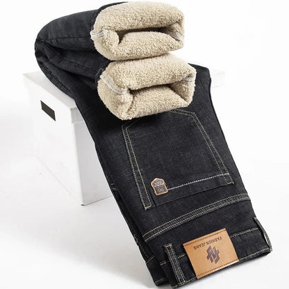 Raka herrbyxor i lammskinnsdenimmodell 2