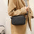 Crossbody-väska i läder av hög kvalitet - 22x15x8 cm