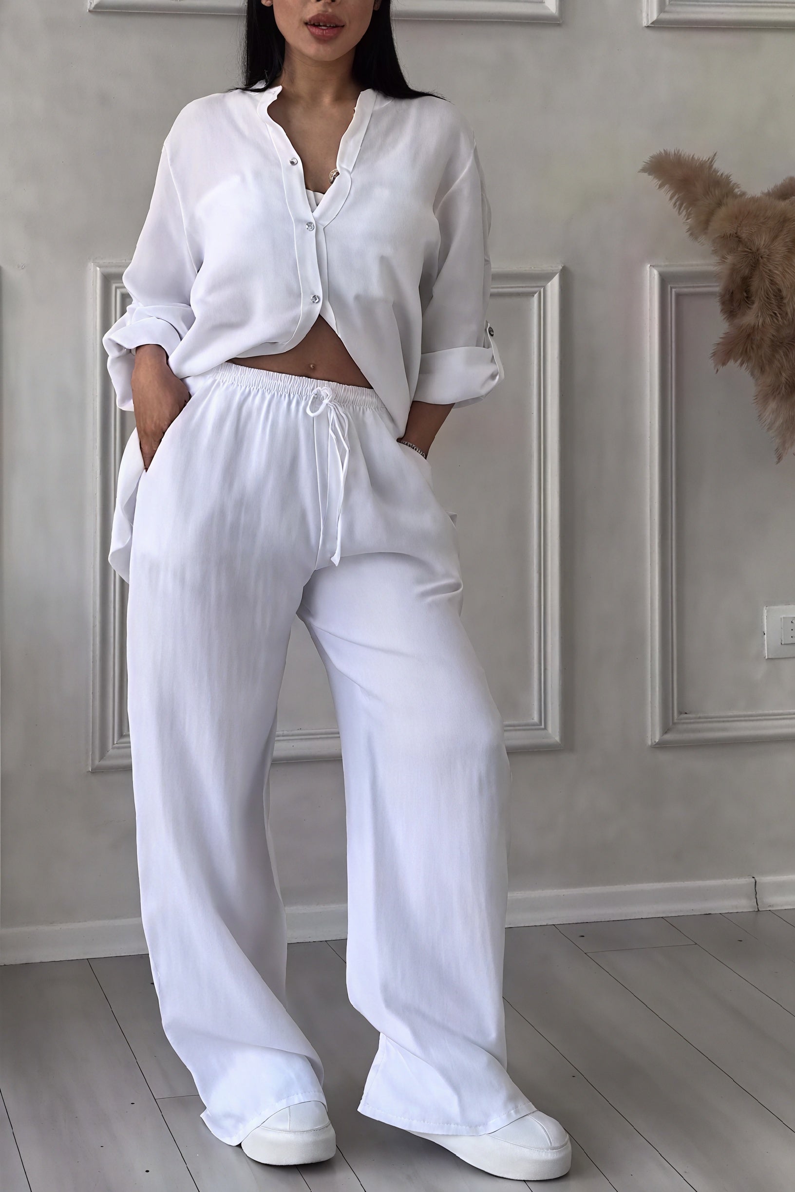 Tvådelat Set Dam med Oversized Skjorta och Vida Byxor 5