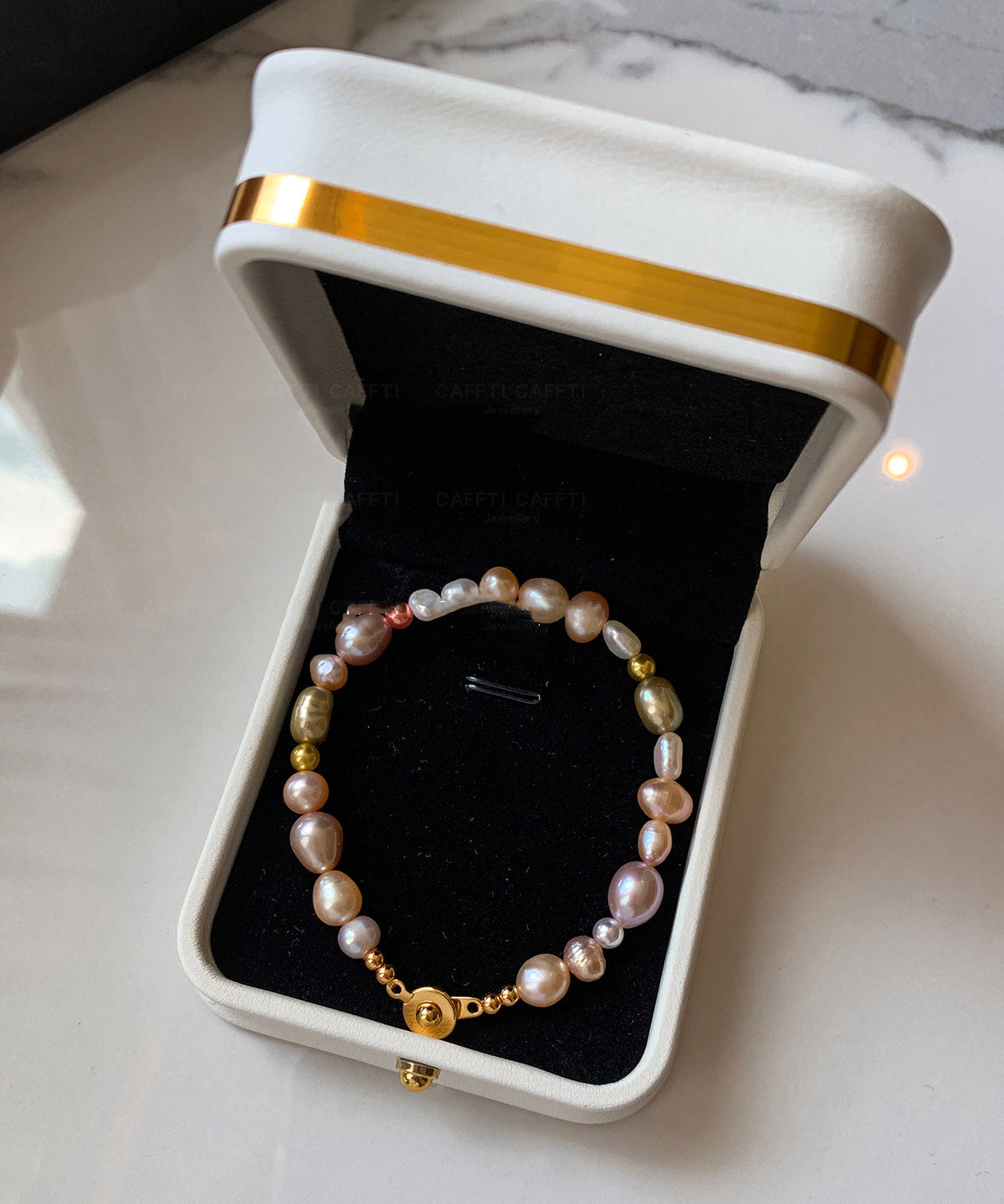 Unisex Armband med Regnbågslegering och Pärlor 3