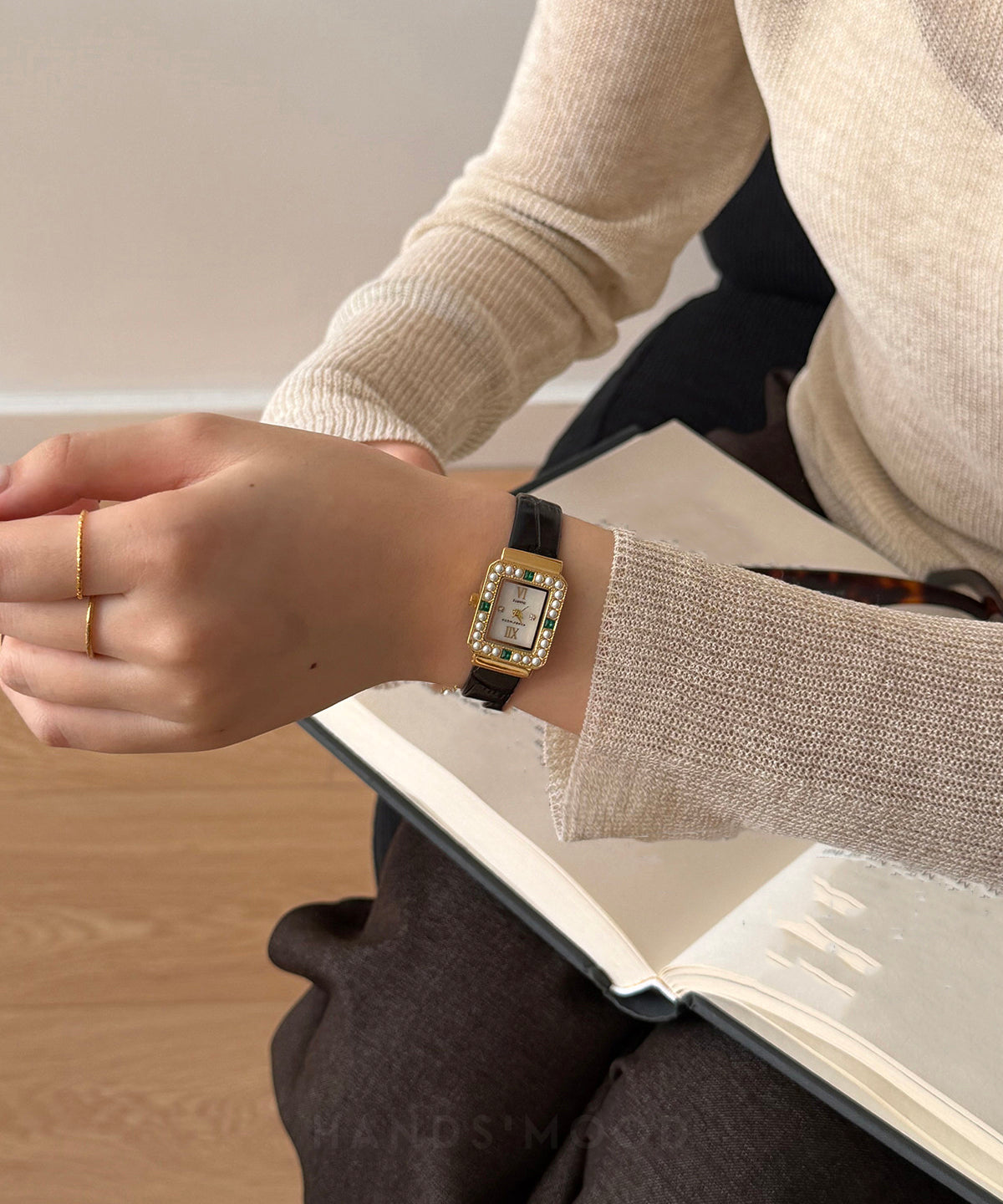 Unisex Klocka med Zircon Shell och Quartz-urverk 3