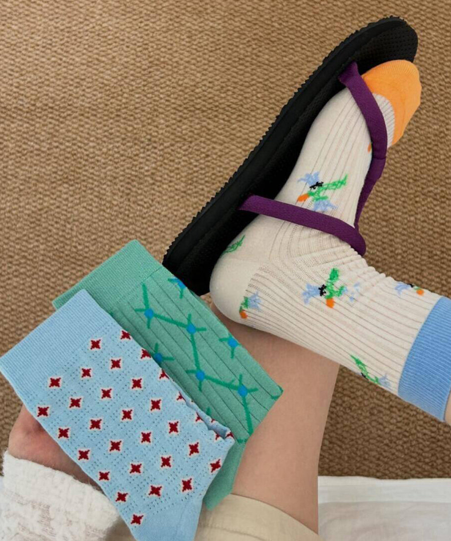 Unisex Mid-Calf Strumpor med Kontrasterande Design 1