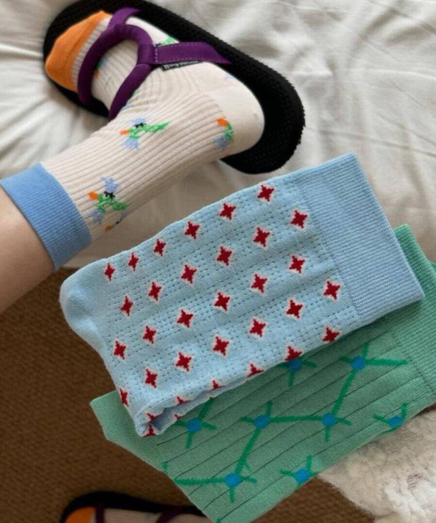 Unisex Mid-Calf Strumpor med Kontrasterande Design 3