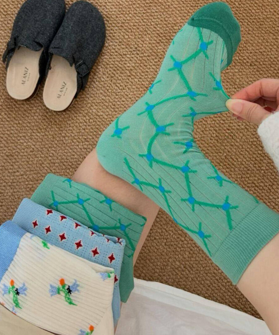 Unisex Mid-Calf Strumpor med Kontrasterande Design 4