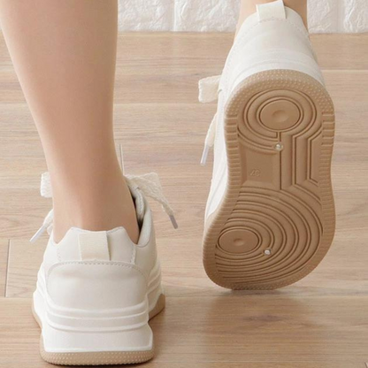 Vita chunky sneakers för kvinnor