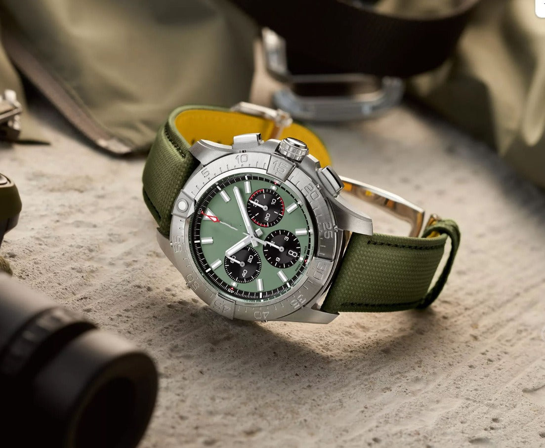 Automatisk självuppdragande klocka