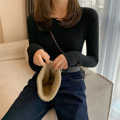 Knappstickad pullover för kvinnor