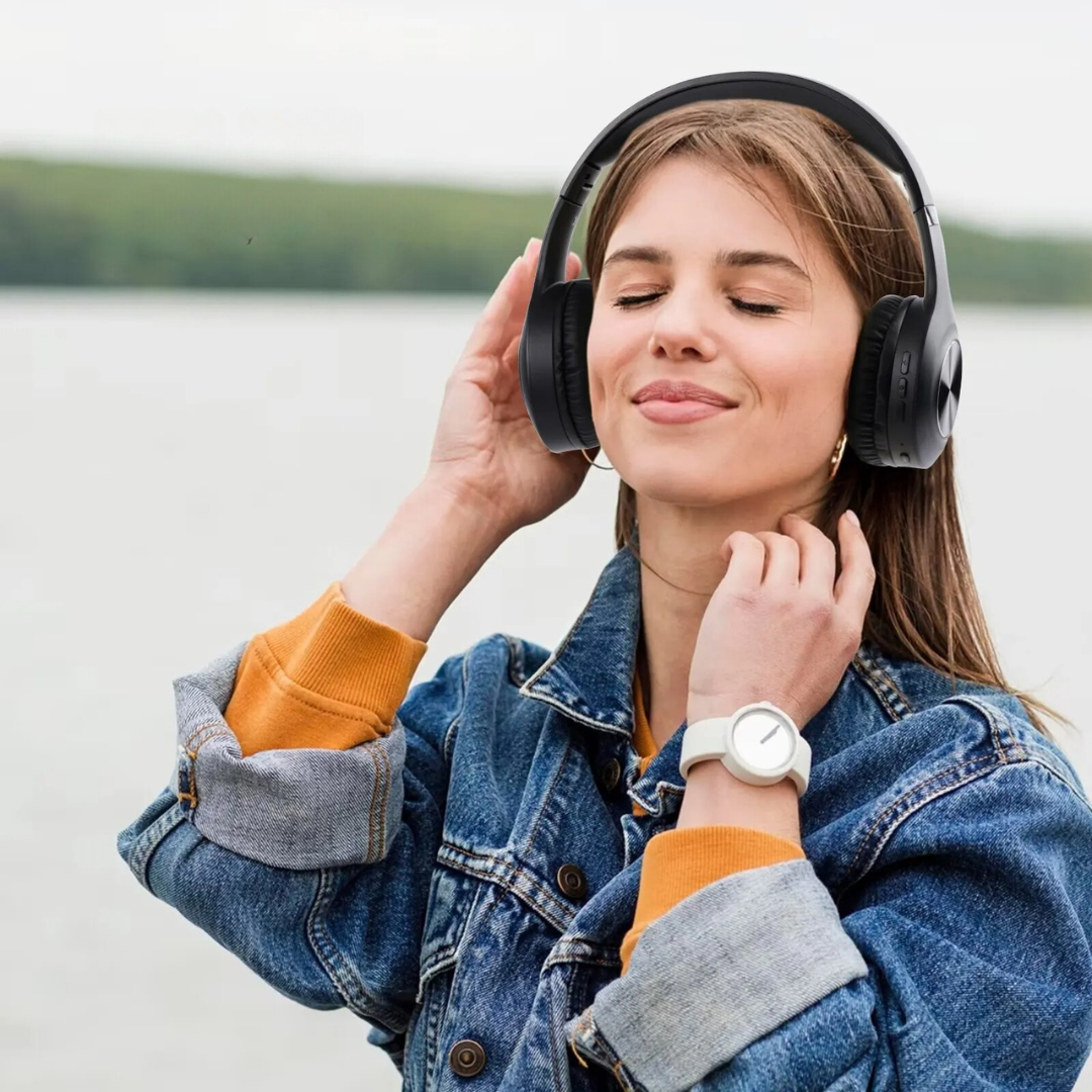 Vikbara trådlösa over ear-hörlurar