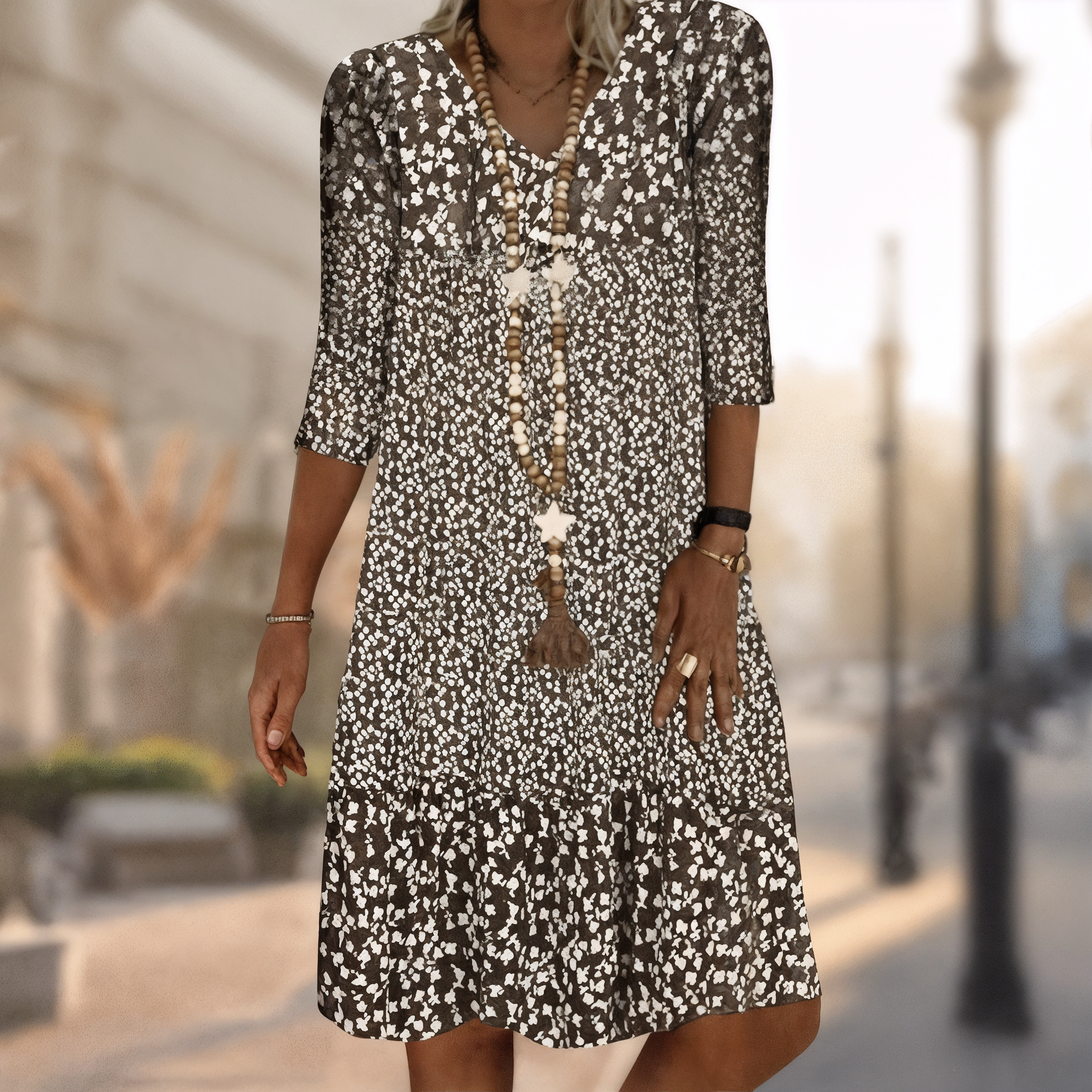 Kvinnors Klänning | Elegant Tidlös Design | Bekväm Passform i Högkvalitativt Tyg