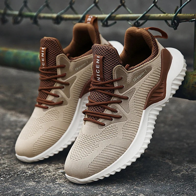Andningsaktiva sneakers i mesh för män