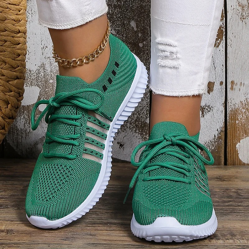 Andningsaktiva stickade sneakers för kvinnor