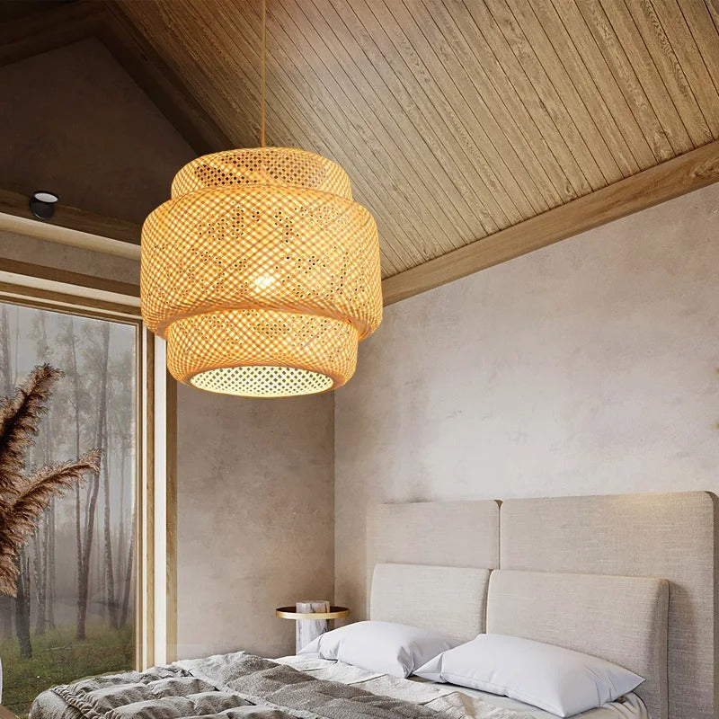 Handgebreide hanglamp van bamboe
