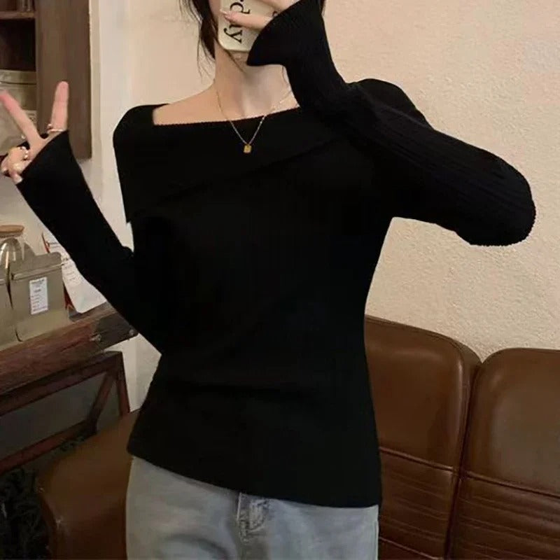 Stickad tröja med off shoulder för kvinnor