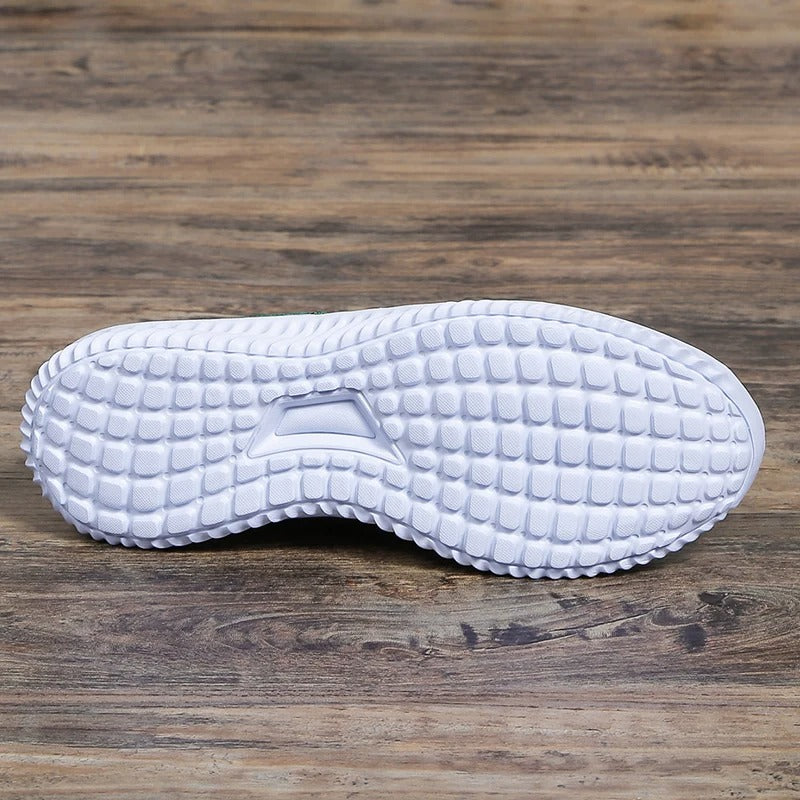 Andningsaktiva stickade sneakers för kvinnor