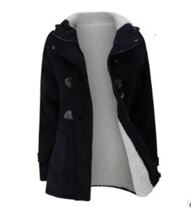 Avslappnad vinterjacka med knappar för kvinnor