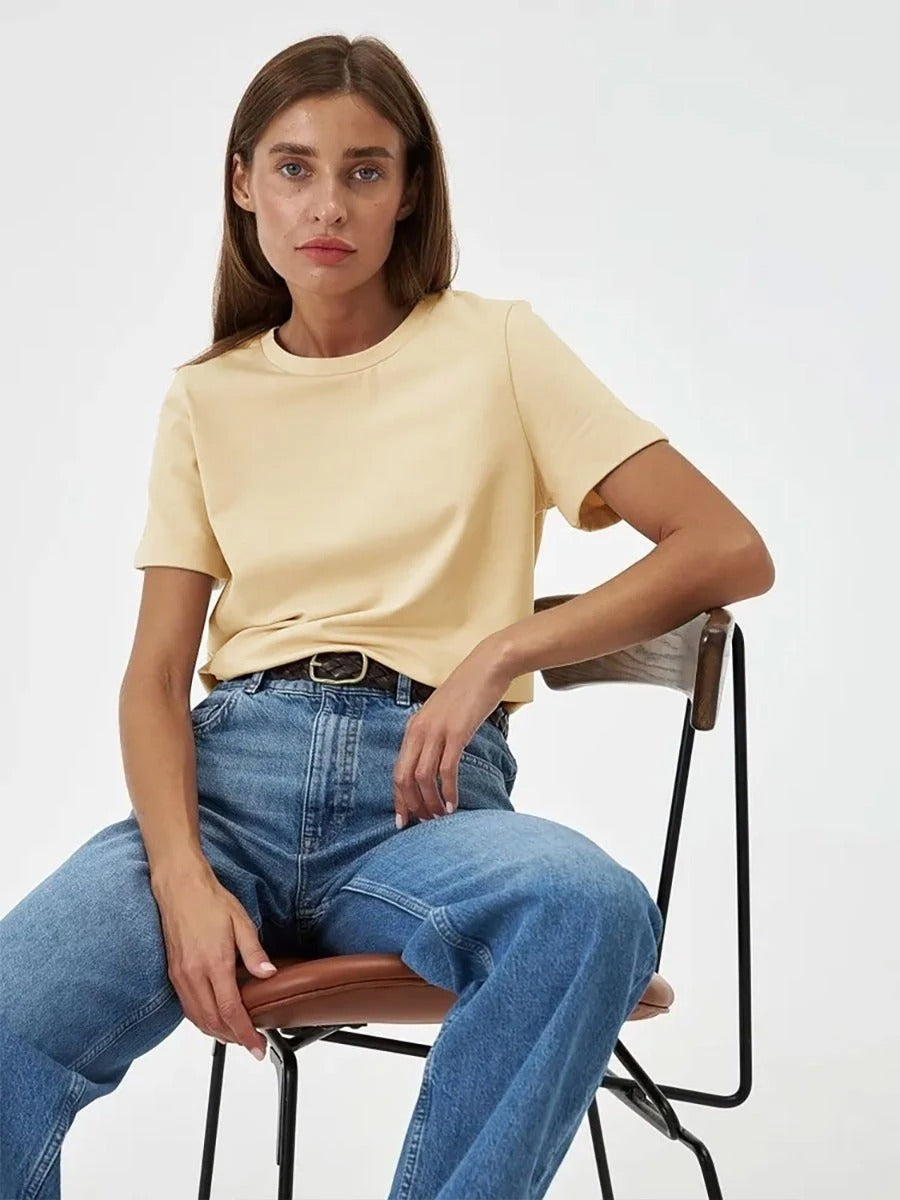 Basic T-shirt i bomull för kvinnor