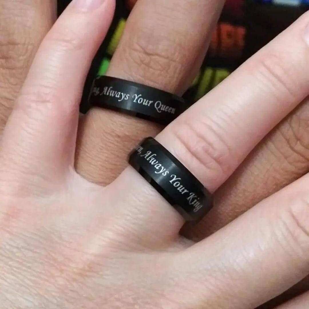 Svart par löftesring