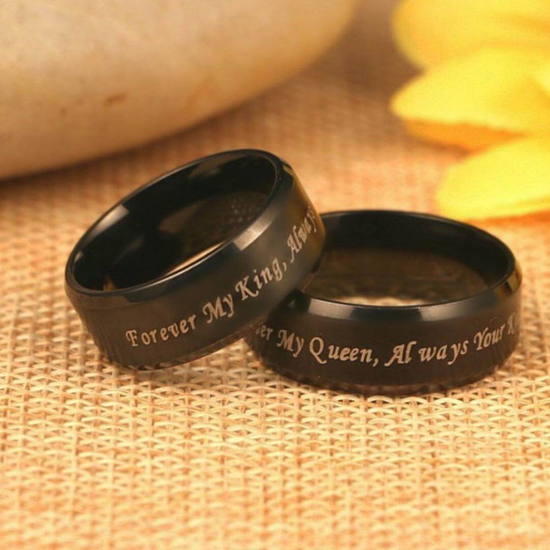 Svart par löftesring