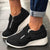 Kvinnor med dragkedja på plattformen Sneakers