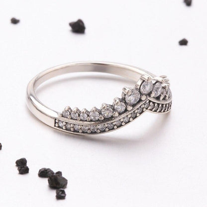 V-formad Silverstil Ring