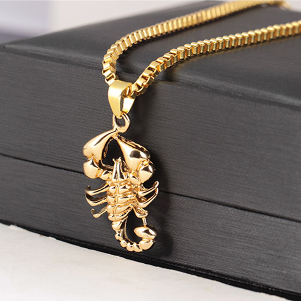 Halsband med skorpion