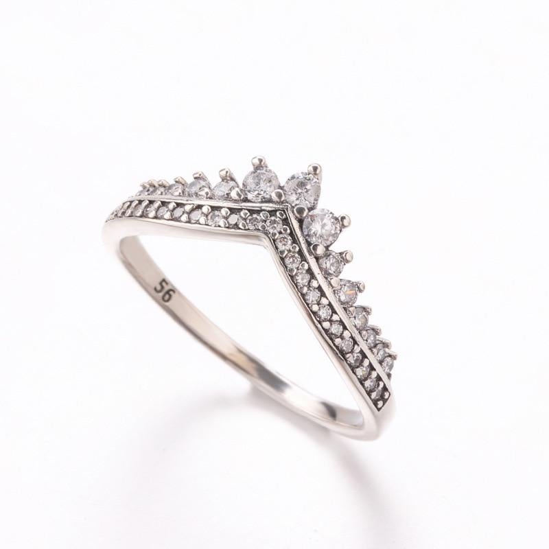 V-formad Silverstil Ring