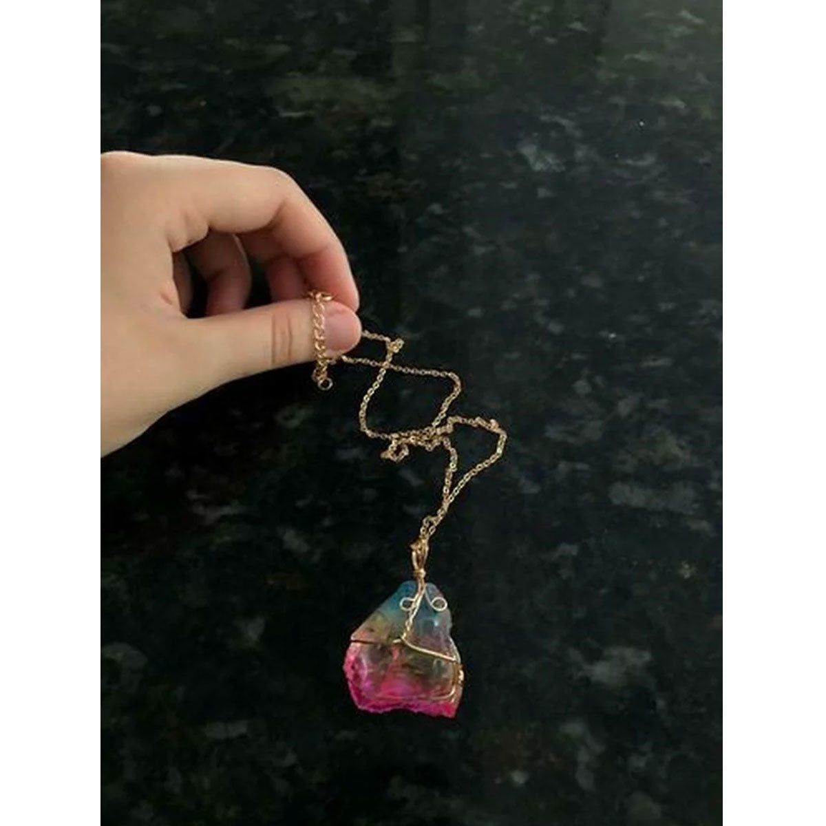 Regnbågskvarts halsband