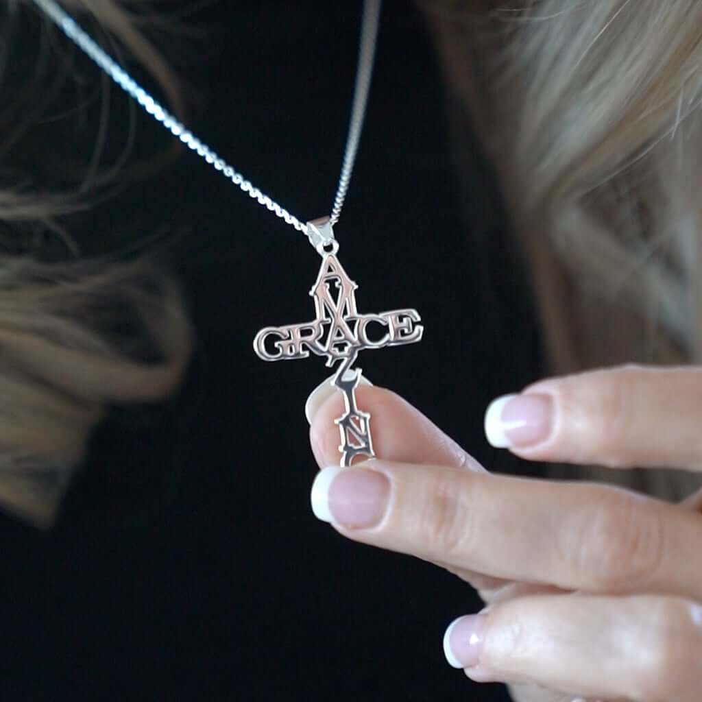 Amazing Grace Kors Halsband