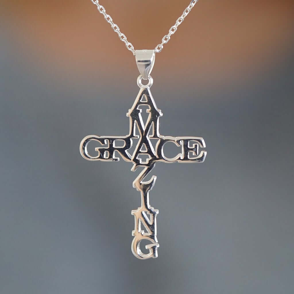 Amazing Grace Kors Halsband