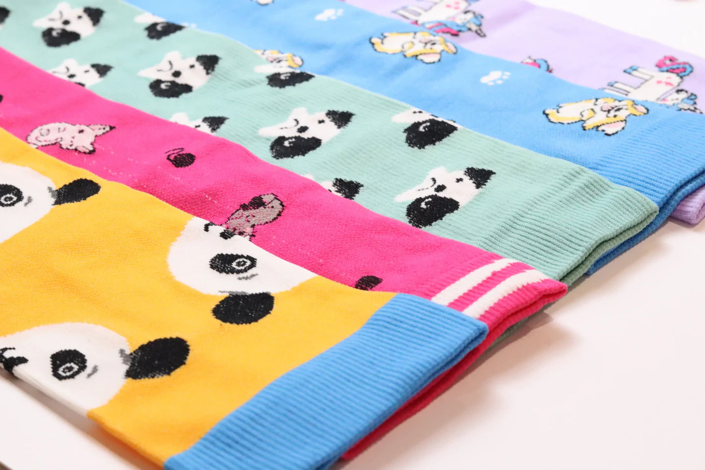 Färgglada långa kompressionsstrumpor (4 par)