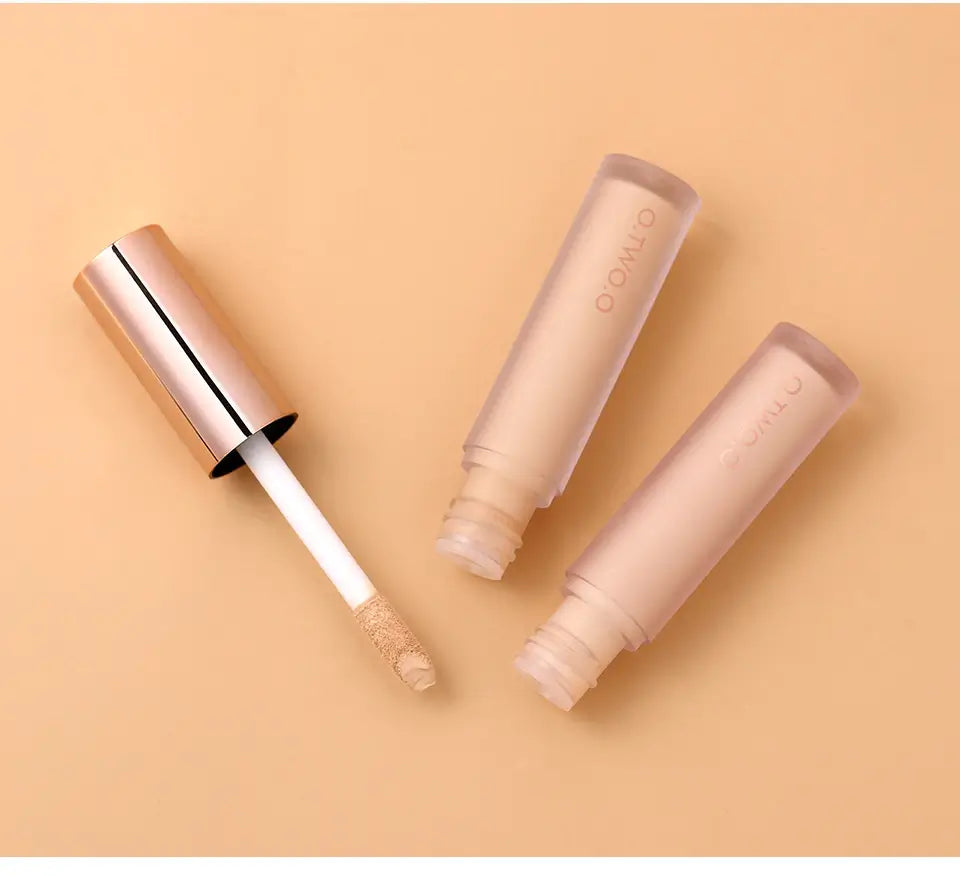 O.TWO.O Full Coverage Liquid Concealer