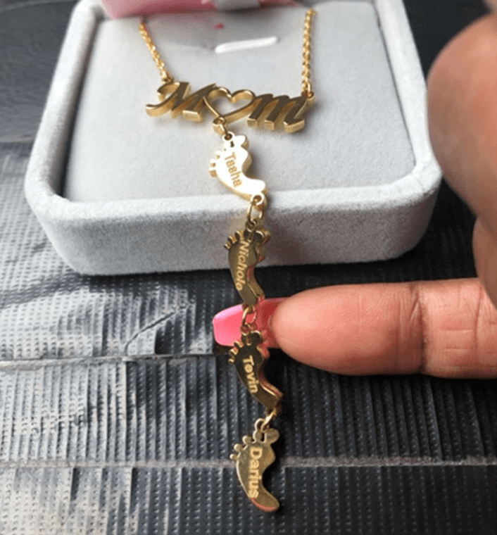 Baby Fötter Mamma Halsband