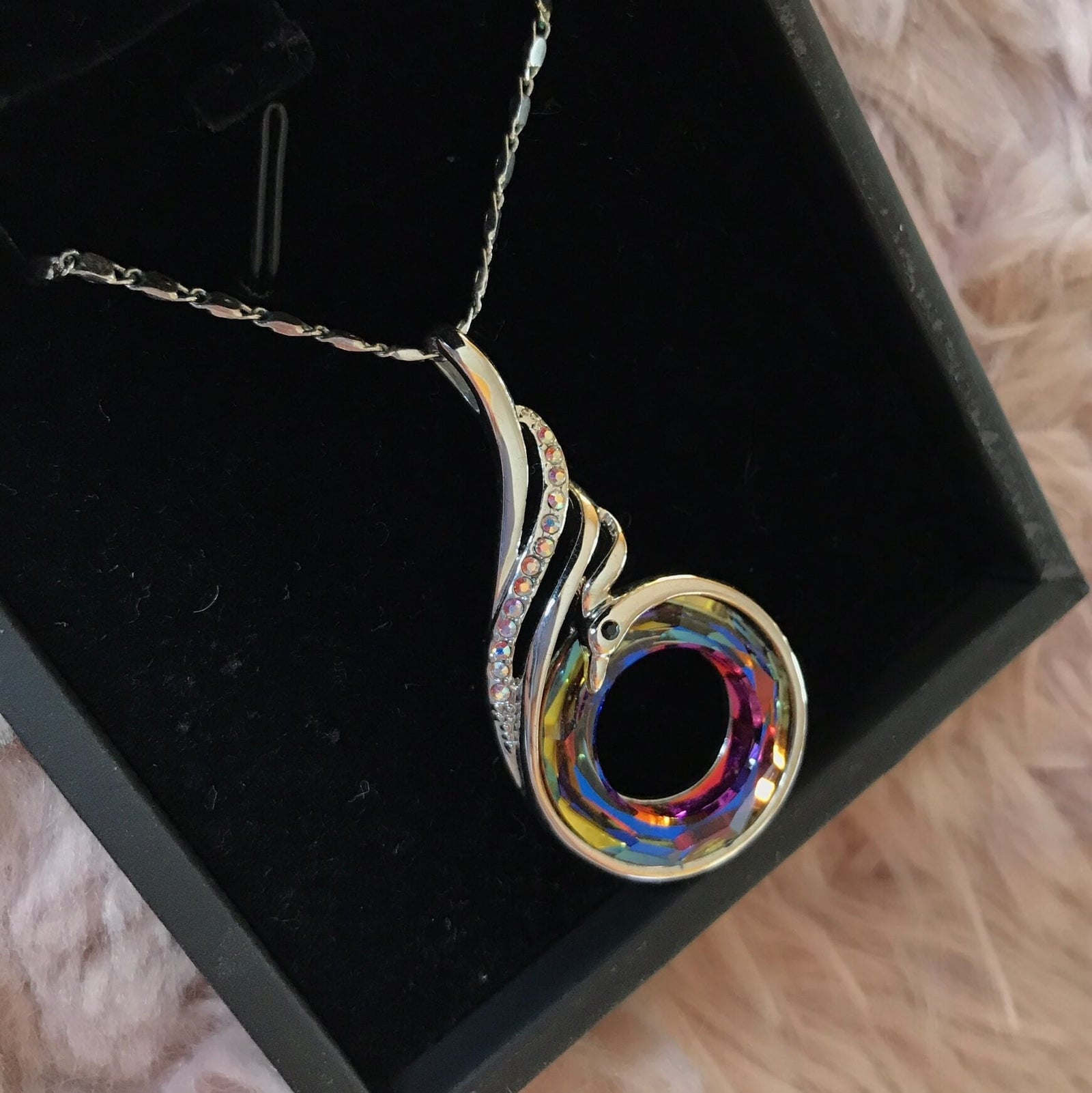 Nirvana of Phoenix Hängande Halsband